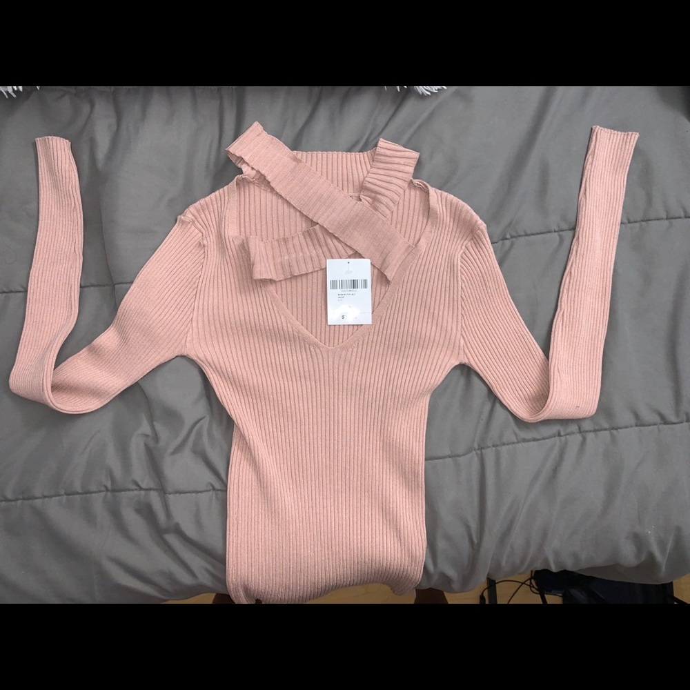 Long Sleve crossed sweater